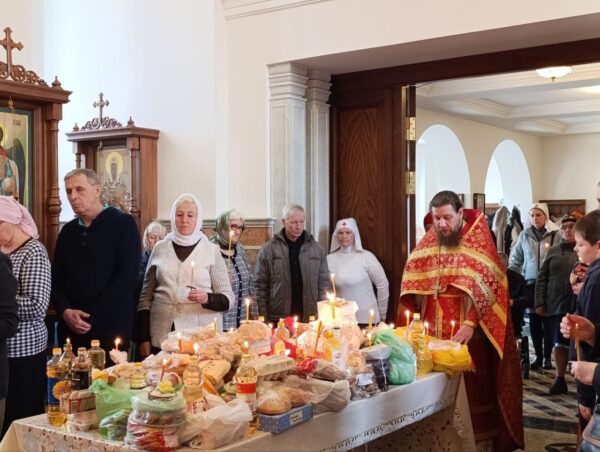 29.04.2025. Радоница. Божественная литургия. Фото