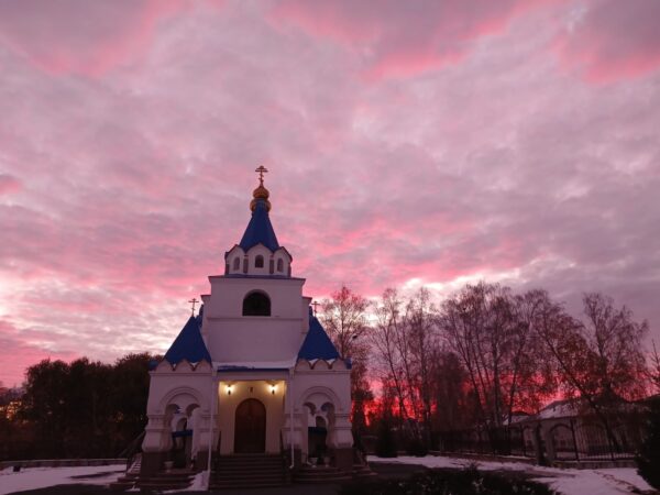 13.03.2026. Литургия Преждеосвященных Даров в храме поселка Первомайский. Фото